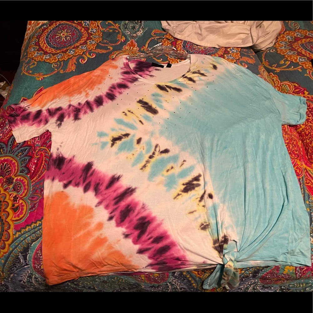 Tie Dye Knot Side Top